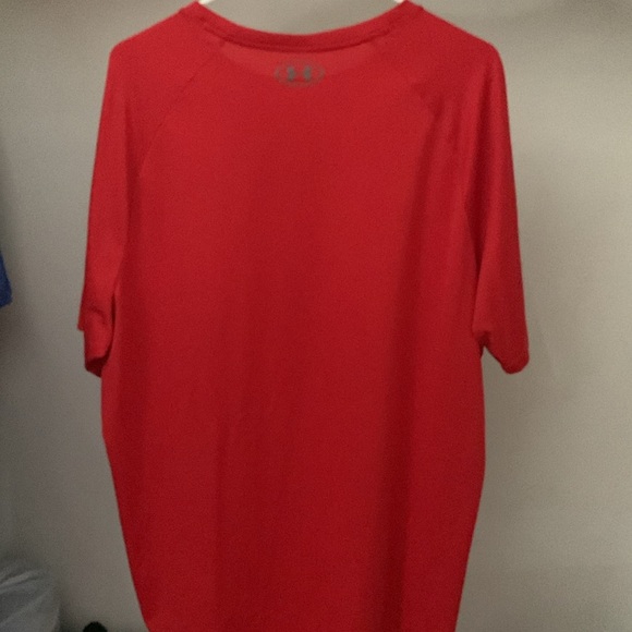 Men’s Under Armour Red XXL Tech Tee Shirt - Picture 5 of 6